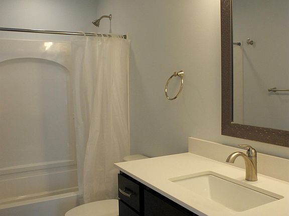 4th image of 13-15 Holland Ave NE #15ede49a0