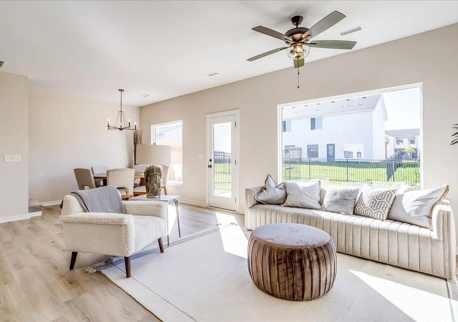 Fox Creek-Maggie Plan Model (Not For Rent) — Photo 4