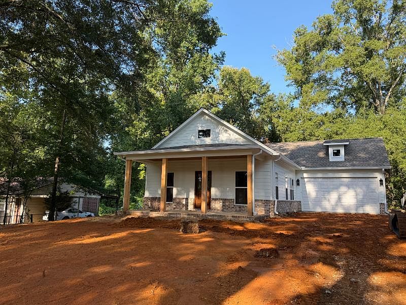 1st image of 247 Knight Dr