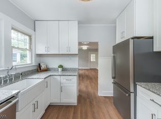 9 Allen Pl, Morris Plains, NJ 07950