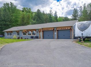 966 Comeback Bay Ln, Sagle, ID 83860