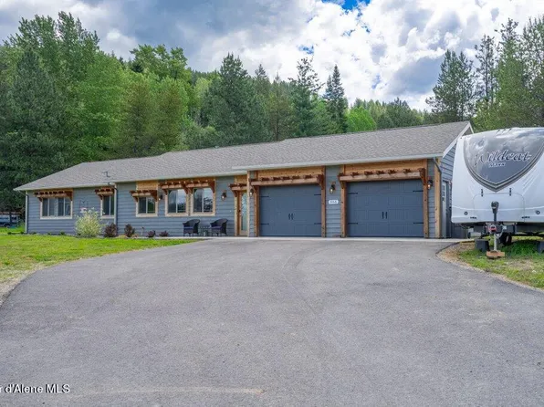 966 Comeback Bay Ln, Sagle, ID 83860