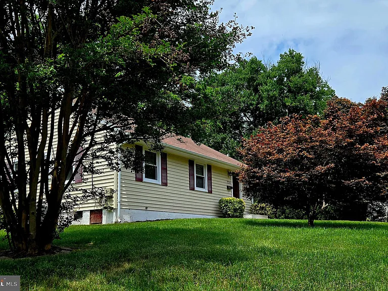 7236 Pimmit Ct — Photo 4