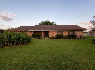 1617 Palermo Dr, Sulphur, LA 70663