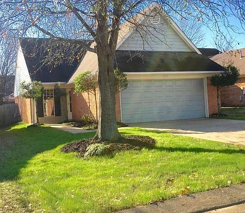 2nd image of 1101 McGowan Dr