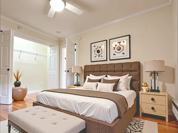 (undisclosed Address), Chestnut Hill, MA 02467