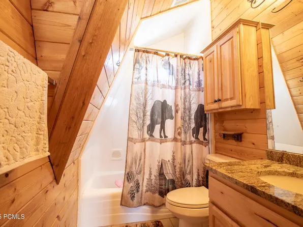 8720 E Lake Pines Dr, Heber, UT 84032