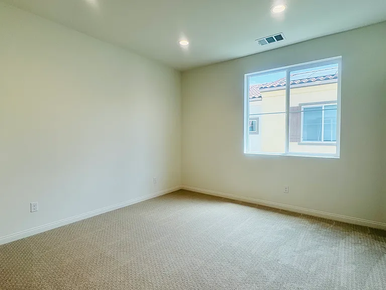206 Liberty Way — Photo 6