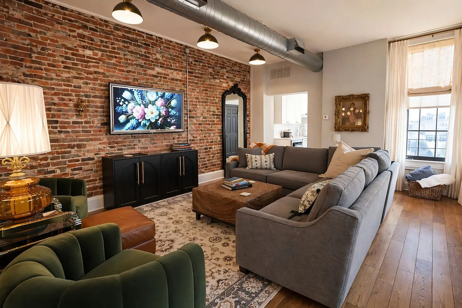 1 bed, 1.0 bath, 807 sqft, $20,250 — Photo 1