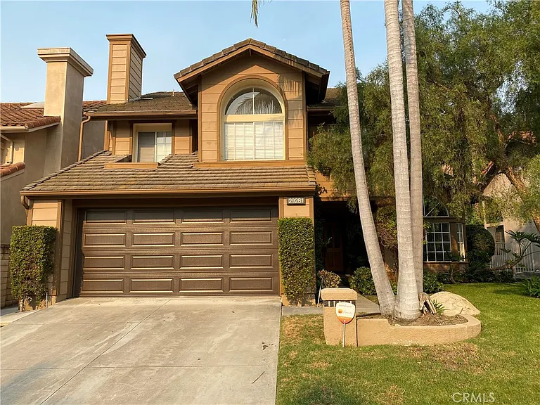 29281 Alfieri St — Photo 1