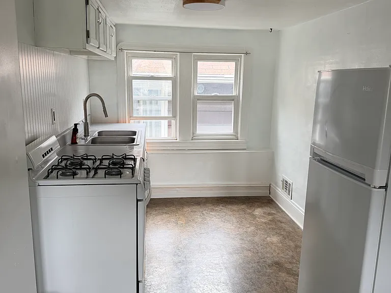 2176 Brown Rd #UP — Photo 4