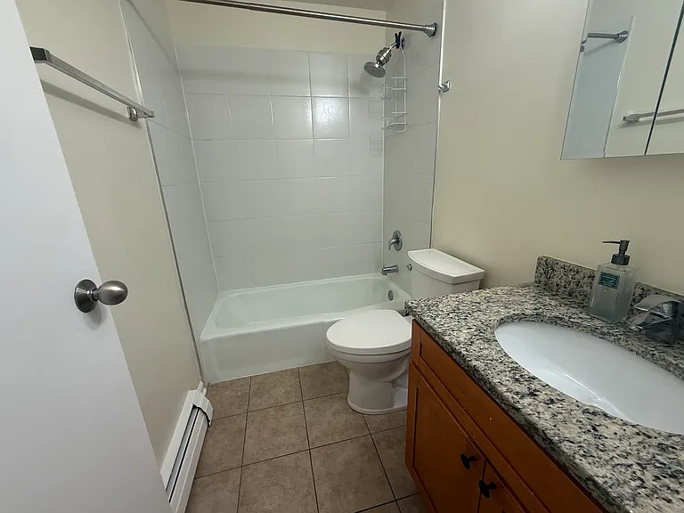 5720 East Ave #2B — Photo 9
