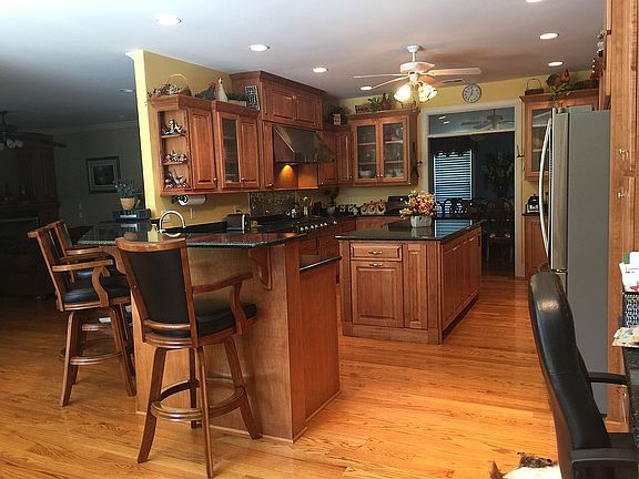 Kitchen- updated pics soon