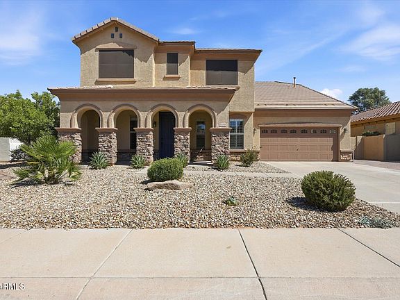 2nd image of 3108 E RIDGEWOOD Lane