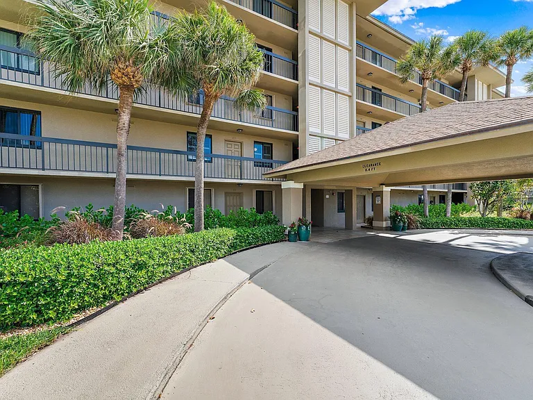 601 S Seas Dr #203 — Photo 34