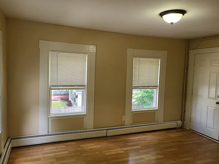 207 Pine St #209 — Photo 6