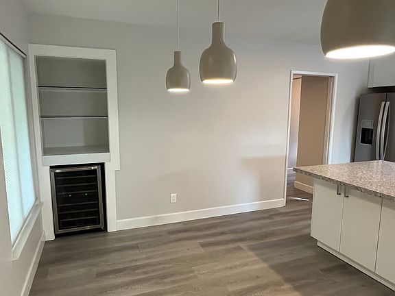 5th image of 6621 Petit Ave