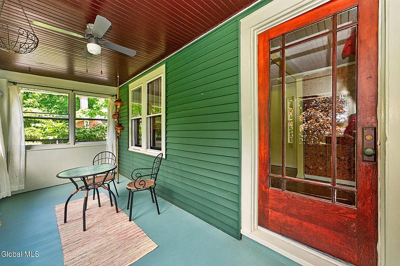 3rd image of 30 Griswold Avenue