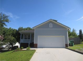 319 Hickory Ln, High Point, NC 27265