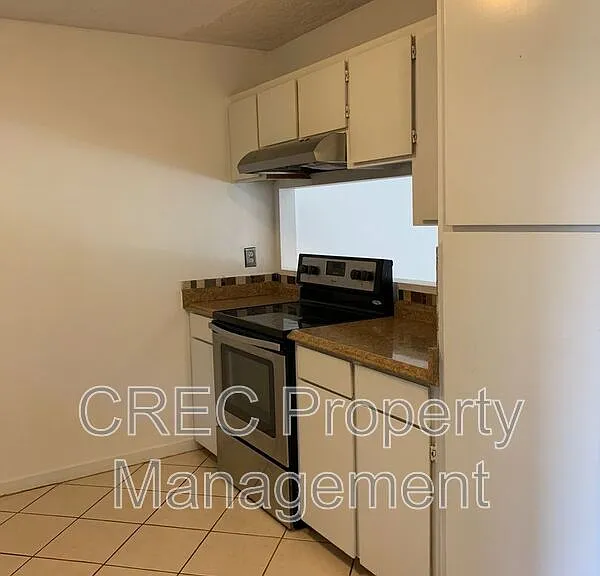 2736 Jobee Dr #3 — Photo 9