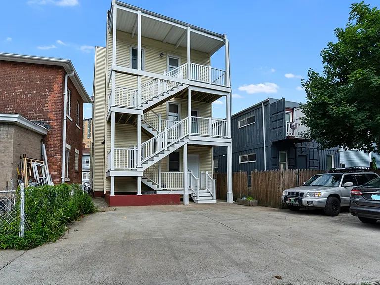 58 Vernon St #3 — Photo 19