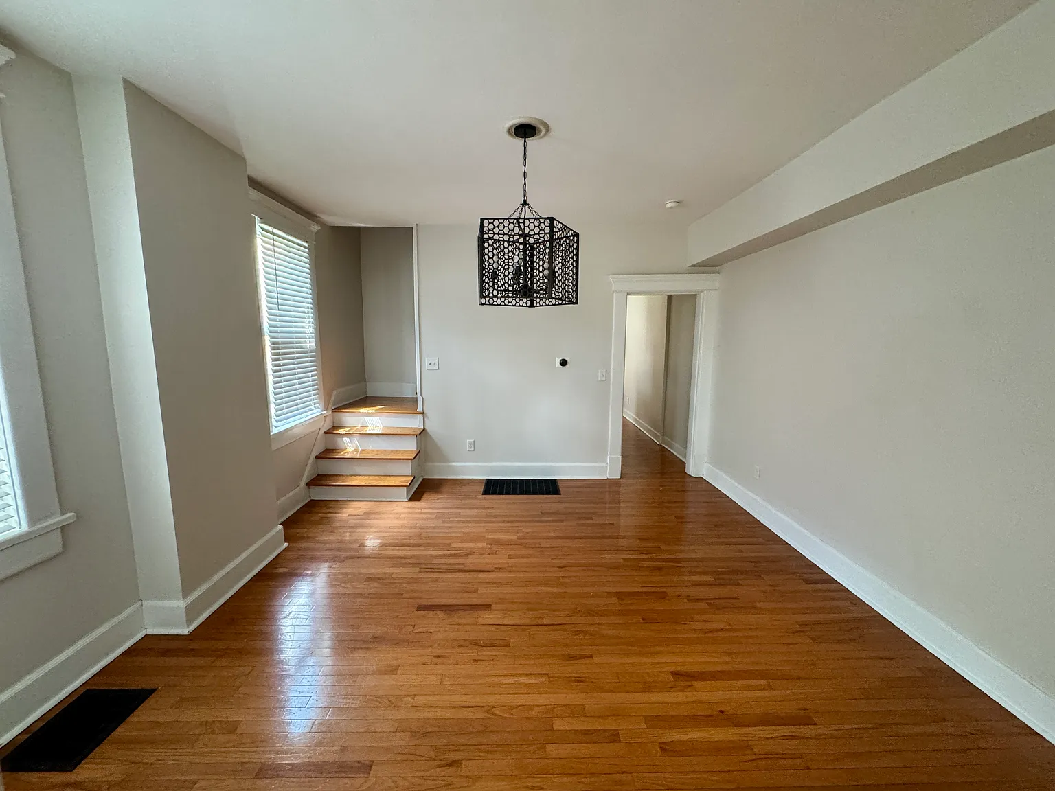 2 bed, 1500 sqft, $2,750 — Photo 4