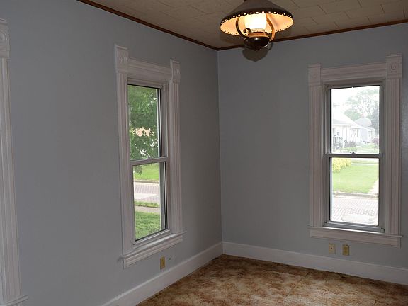 5th image of 770 Pine St