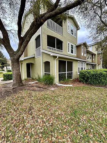 10075 Gate Pkwy N Photo 1