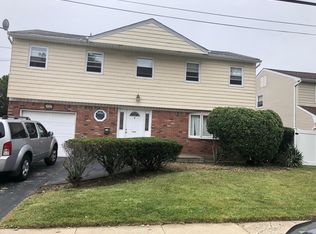4390 New York Ave, Island Park, NY 11558
