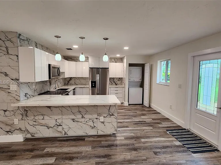 16575 Old Cutler Rd #16575 — Photo 15