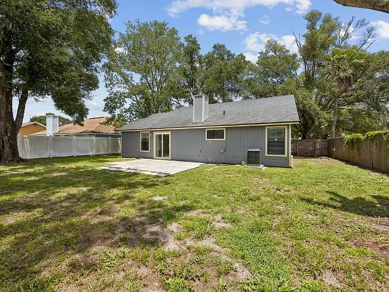 8362 Rockridge Dr — Photo 24