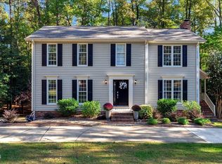 11808 Edgewater Ct, Raleigh, NC 27614