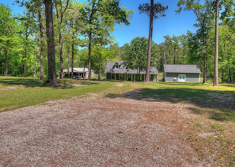 1st image of 70 Dogwood Ln