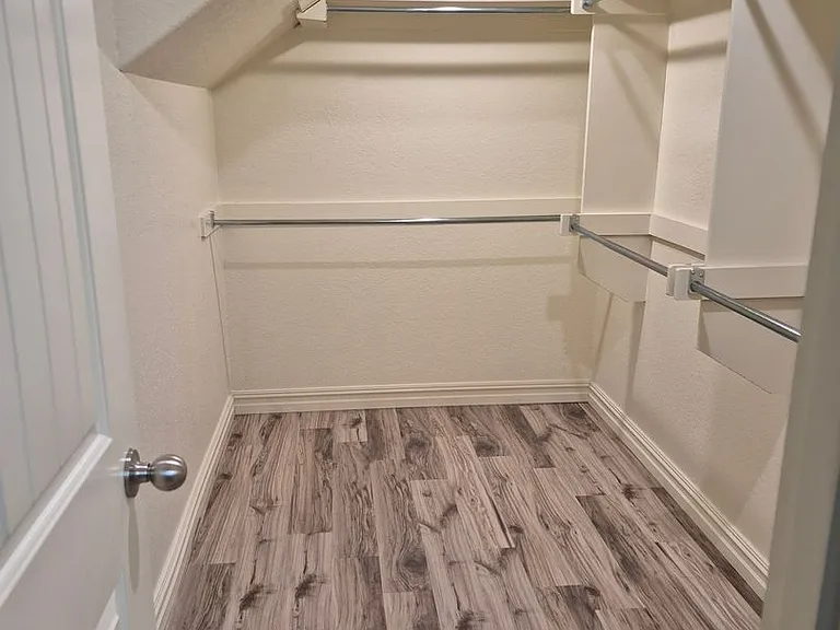 9002 Chanel Pl — Photo 10