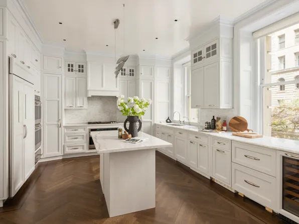 390 West End Avenue image 13 of 29