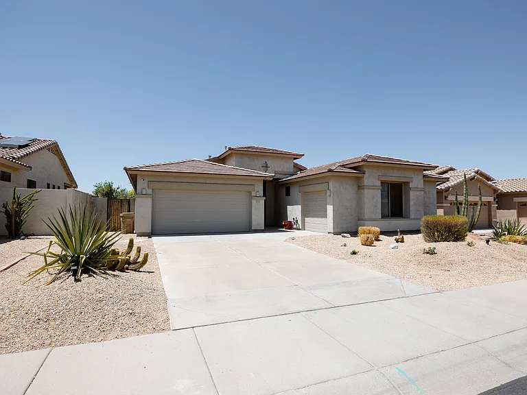 18462 W Western Star Blvd — Photo 1