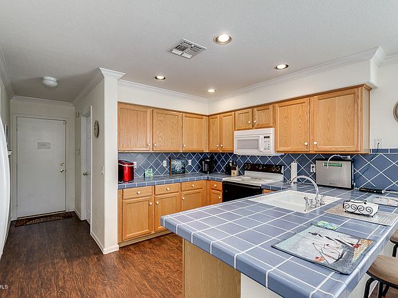 5th image of 14702 W Parkwood Dr