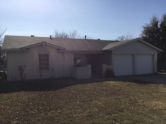 2nd image of 8012 Donegal Ln