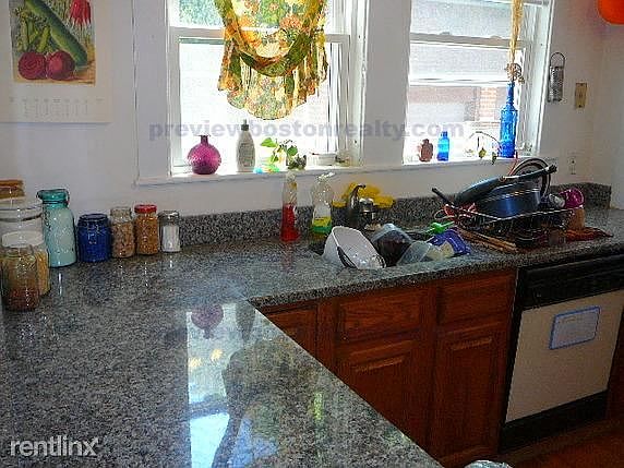 2nd image of 604 Cambridge St #2TA