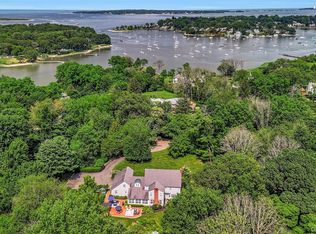 27 Van Wyck Lane, Lloyd Harbor, NY 11743