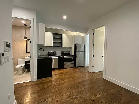 Rented by Reside New York | media 30