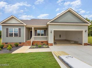 49 N Goodling Park Dr, Selma, NC 27576