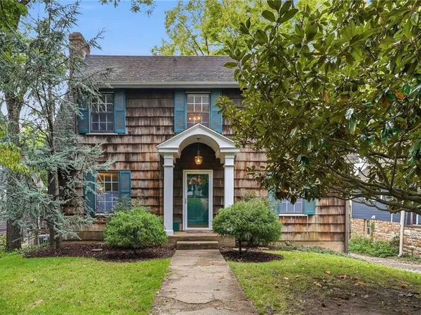 1421 W 50th Ter, Kansas City, MO 64112