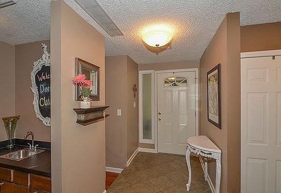 4th image of 1065 Terramont Dr