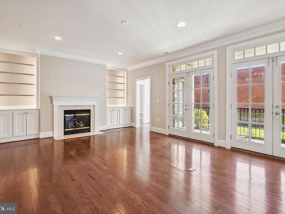 5th image of 540 2nd St APT 102