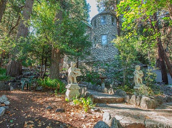 5th image of 39711 Valley Of The Falls Dr
