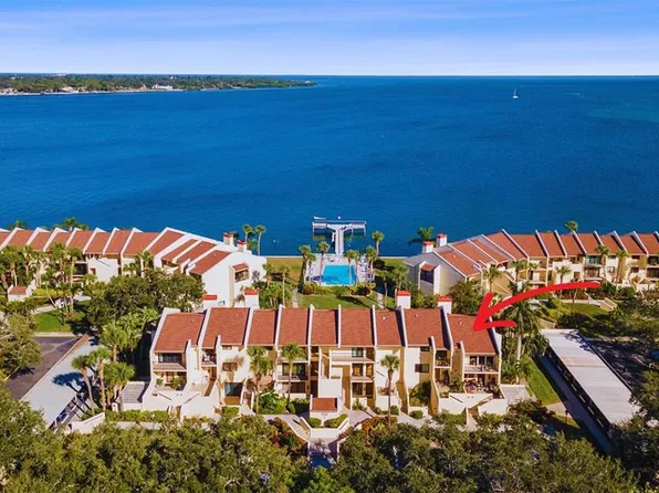 7510 Sunshine Skyway Ln S APT P4, Saint Petersburg, FL 33711