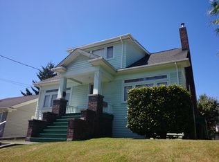 7111 28th Ave NW, Seattle, WA 98117