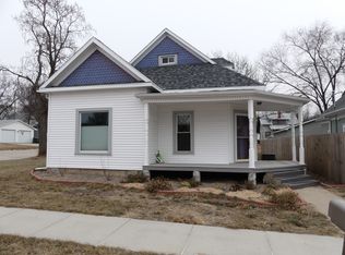 1216 N Nebraska Ave, York, NE 68467