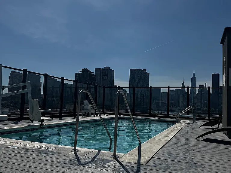 11-12 44th Dr #6H — Photo 5